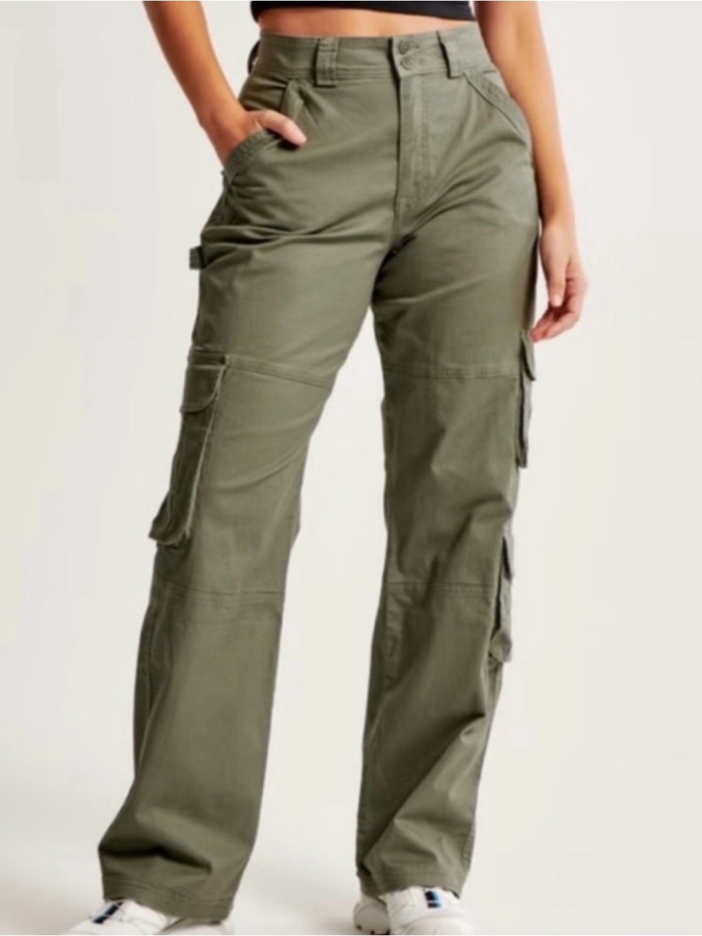 Abercrombie & Fitch Women’s Olive Cargo Pants, Size 32/14